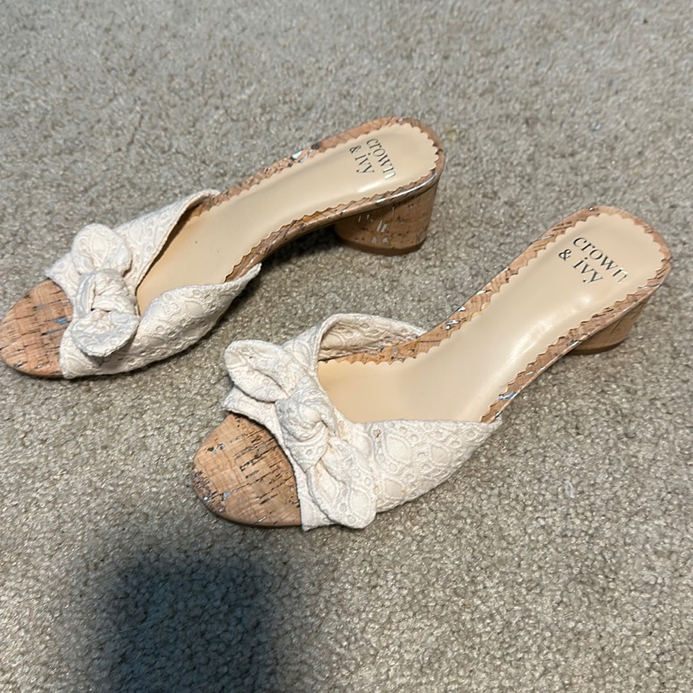 Crown & Ivy heels